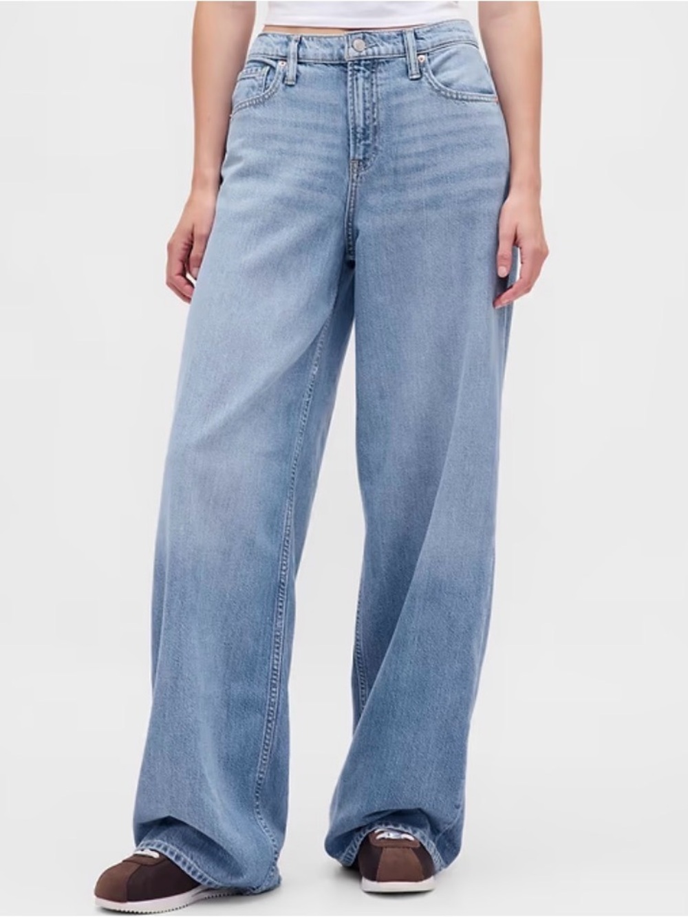 GAP Ultrasoft Wide Leg Baggy Jeans Size 27 Light Wash Cotton Lyocell 30” Inseam
